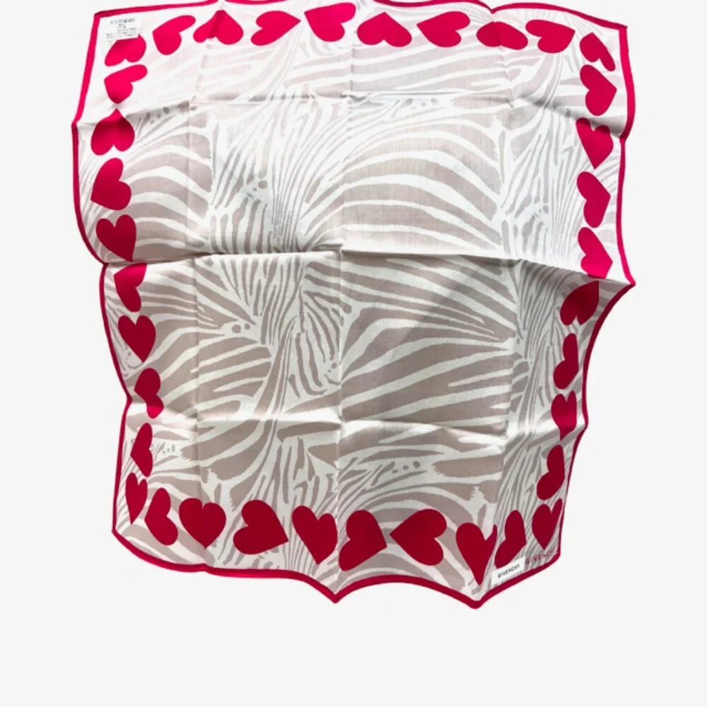New GivenchyGivenchy Handkerchief // Mini Scarf Cotton 19.5 Beige Red Hearts(93 - Picture 4 of 6